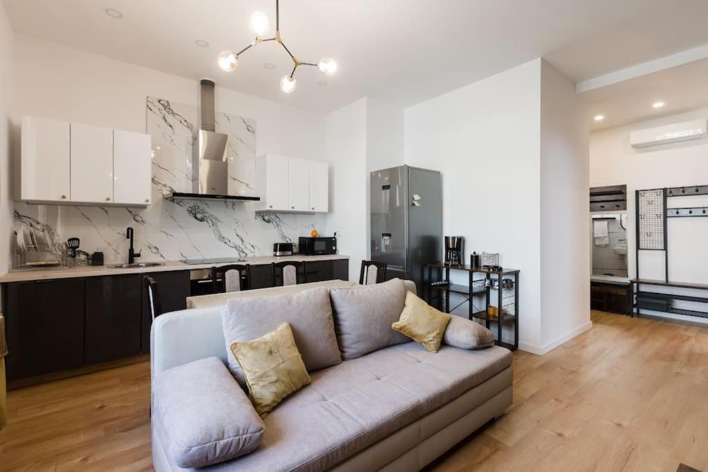 Apartment Joy City Piatra Craiului 8